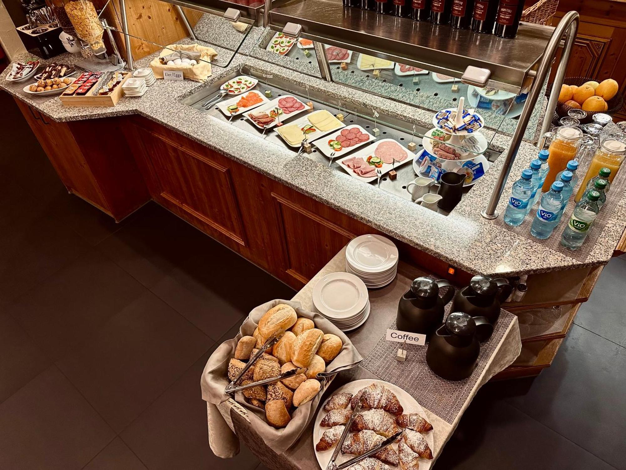 E&D Hotel Rodgau Garibaldi Bagian luar foto