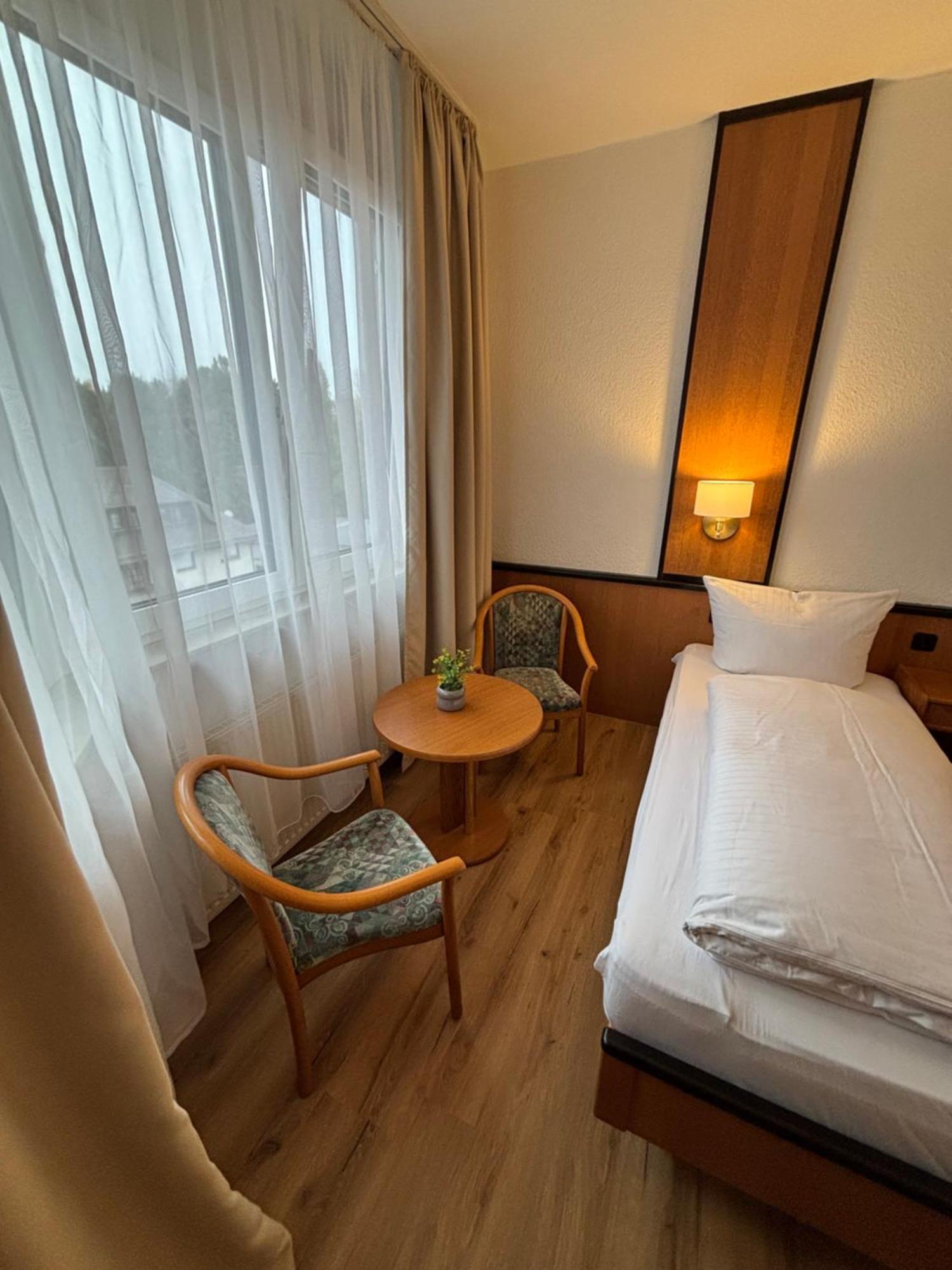 E&D Hotel Rodgau Garibaldi Bagian luar foto