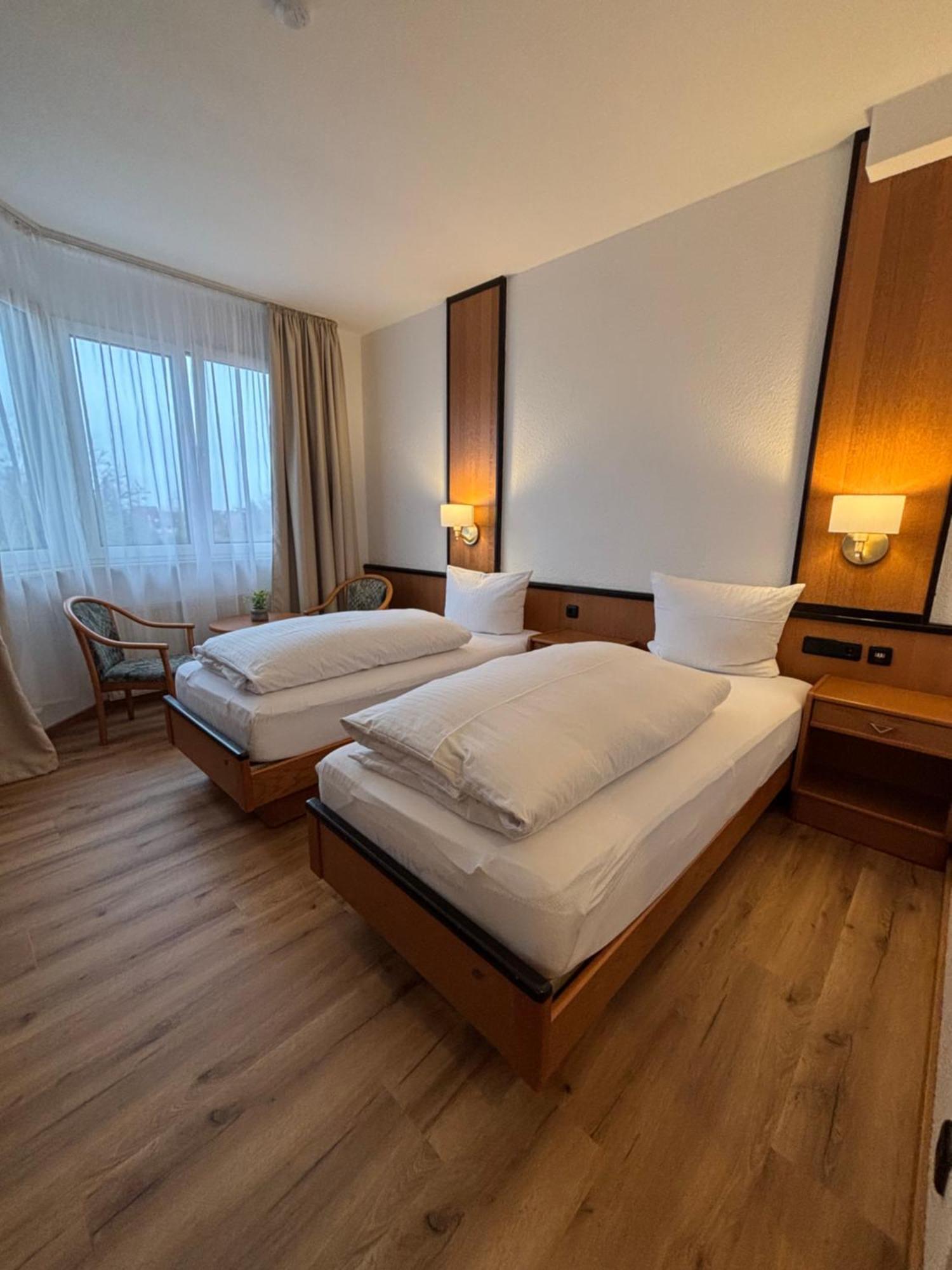 E&D Hotel Rodgau Garibaldi Bagian luar foto
